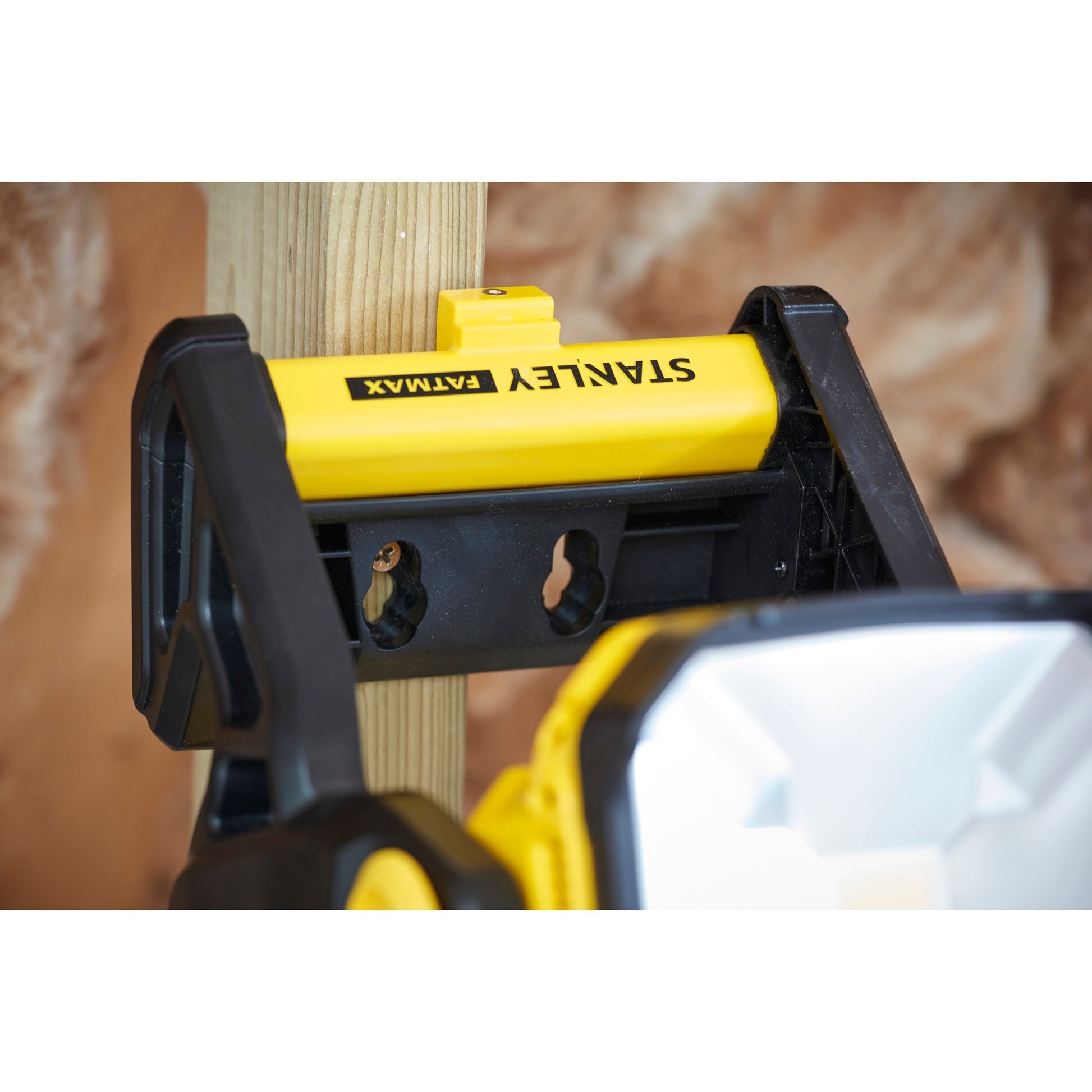 Lampe de travail Stanley FATMAX V20 18V