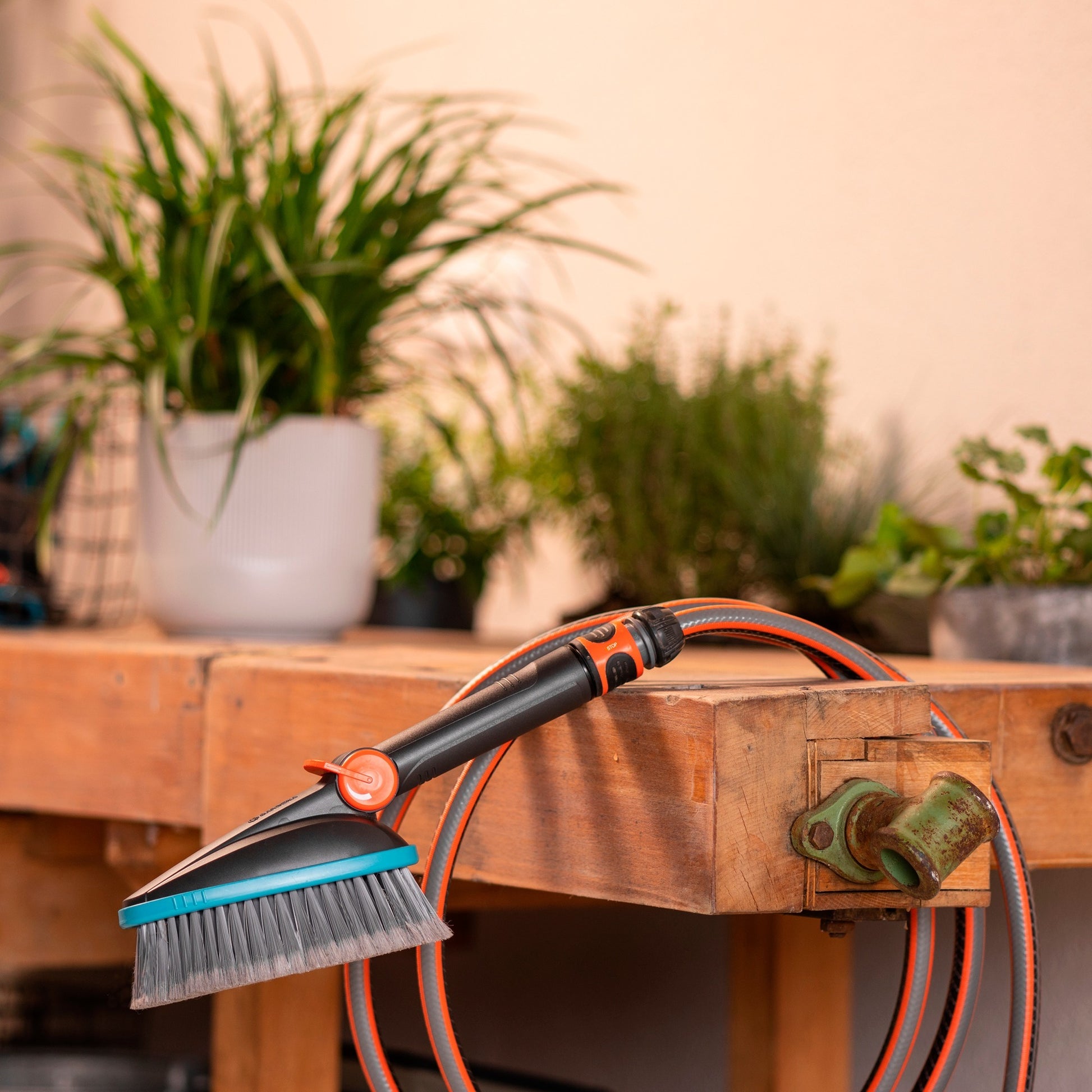 Gardena CleanSystem Hand Brush M Soft