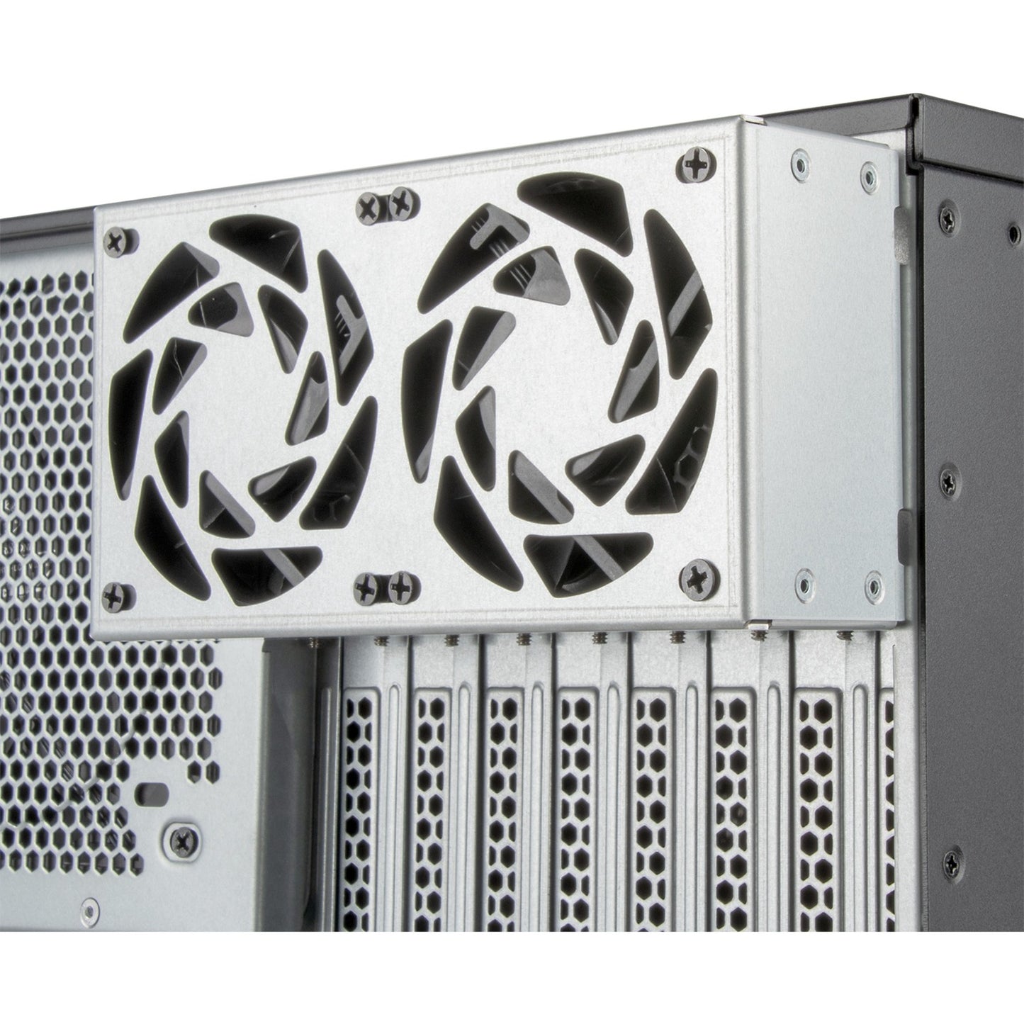 Silverstone RM52