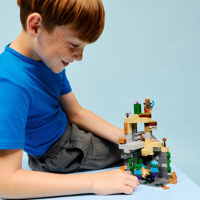 Lego 21587 Le donjon des zombies de Minecraft