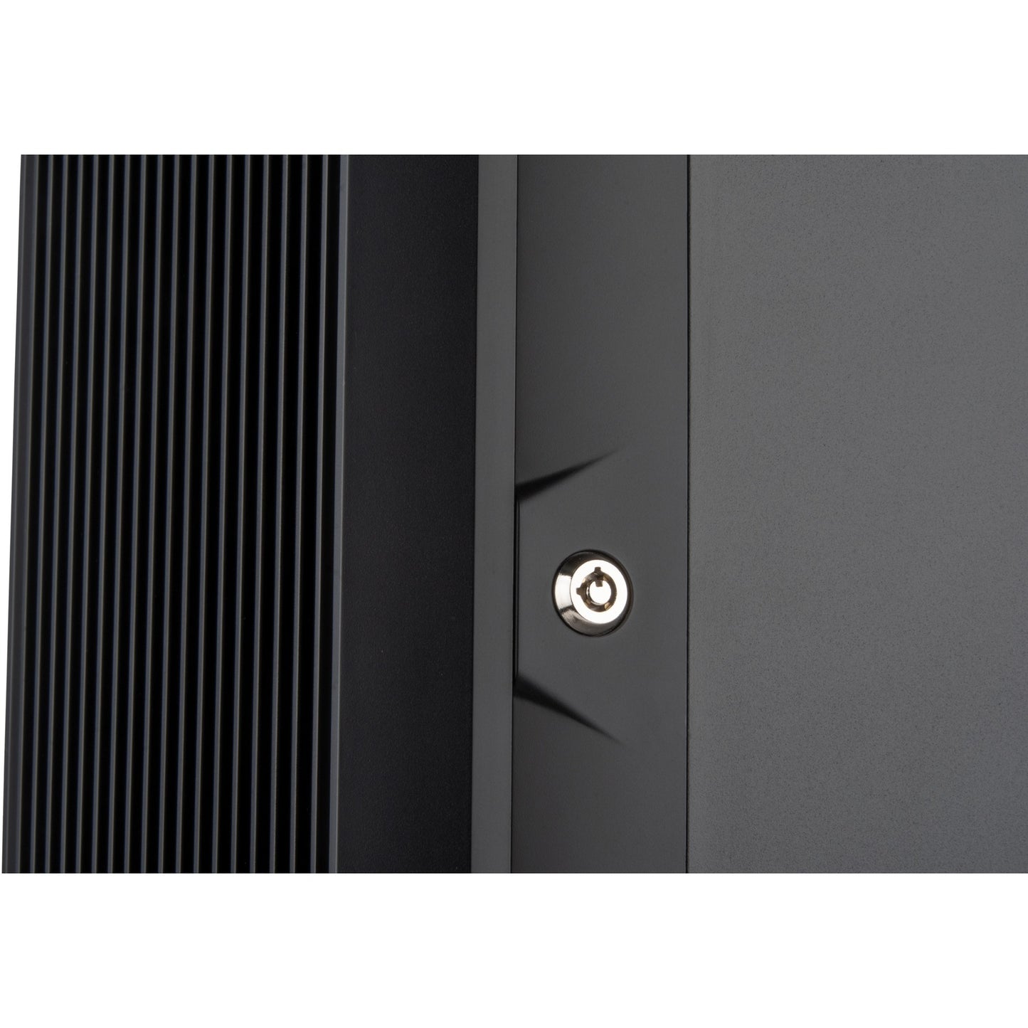Silverstone CS382