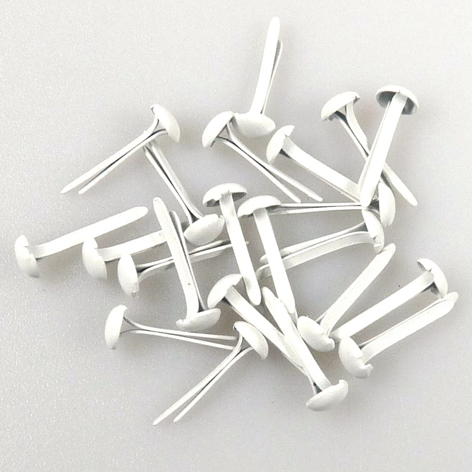 Le choix de Nellie • attaches parisiennes florales 3 mm (paquet de 40 pièces) blanc