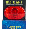 Feu arrière Ikzilight à 3 lumières rouges avec piles sur carte
