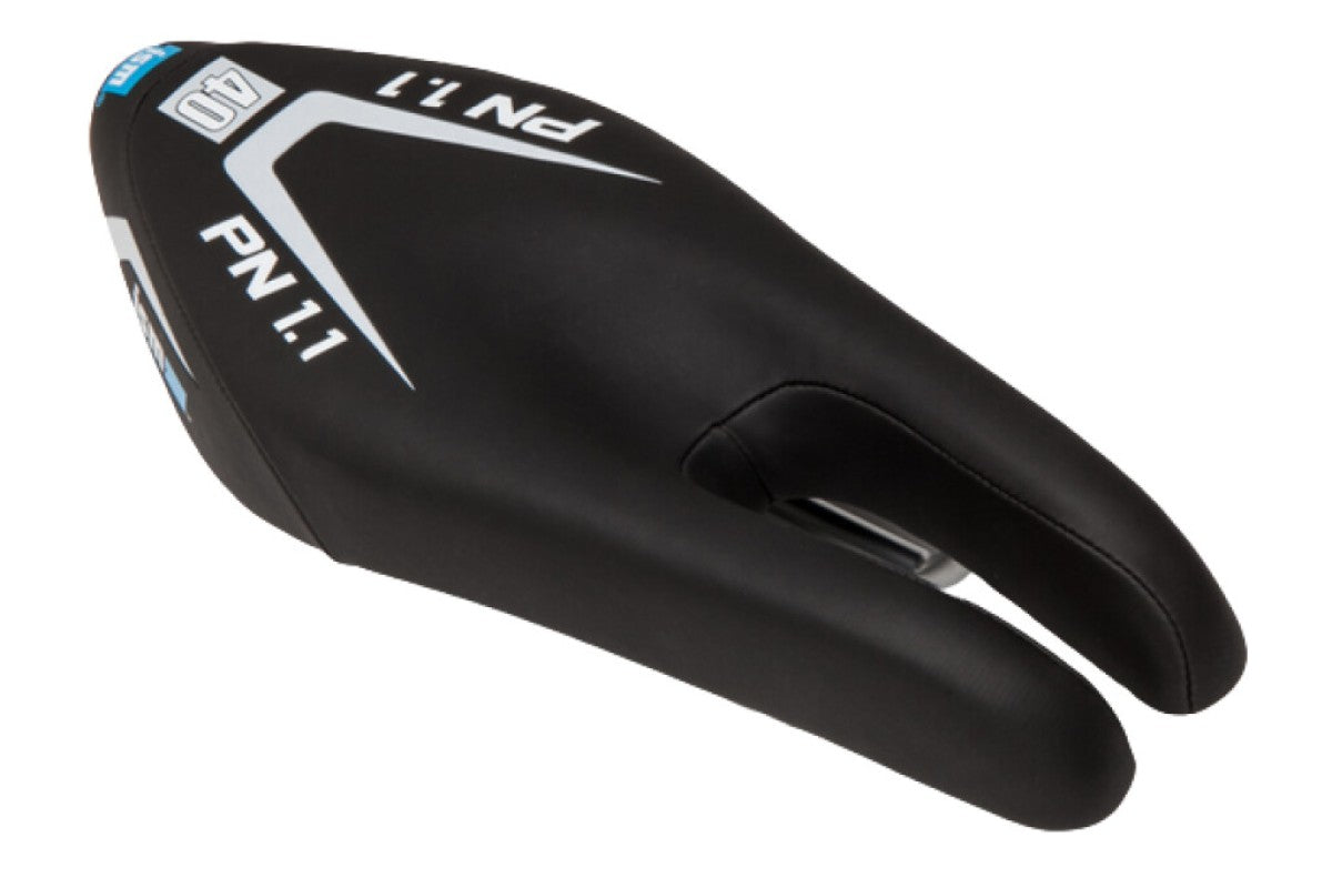 Selle en collaboration avec PN1.1 Performance étroite