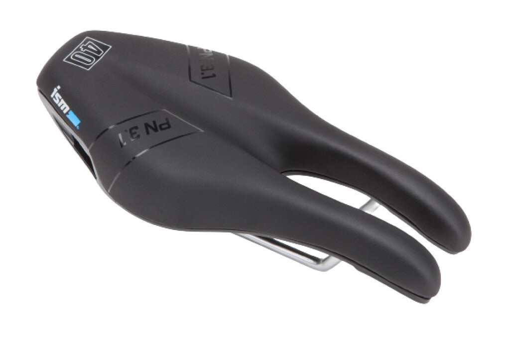 En collaboration avec Saddle en collaboration avec PN3.1 Performance étroite