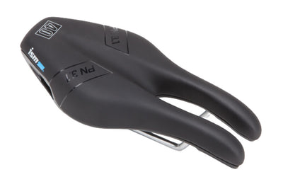 En collaboration avec Saddle en collaboration avec PN3.1 Performance étroite