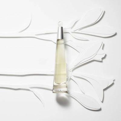 Ensemble de cadeaux Issey Miyake L'Eau d'Issey Femme Eau de Toilette Spray 50 ml + Lotion de corps 100 ml Mesdames
