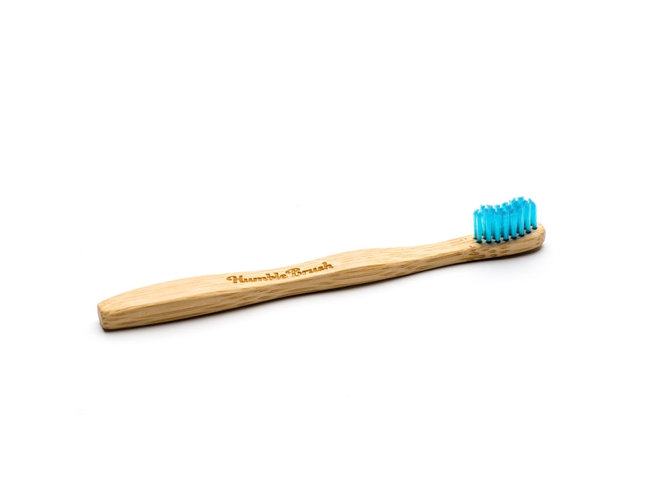The Humble Co. Brosse à dents Enfant en bleu ultra doux