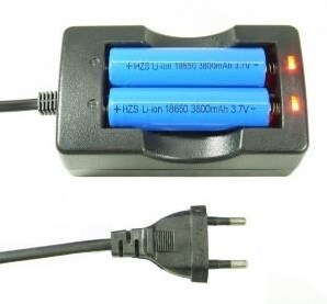 Chargeur pour 2 batteries 3,7v volts 18650 - 3512590