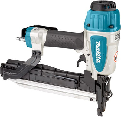 Agrafeuse Makita at2550a 8 barres (couronne large) avec huile en boîte