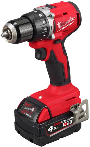 Milwaukee m18 blpdrc-422c perceuse à percussion m18 60nm compacte sans balais, 1 x 4,0 ah 1x 2,0ah - 4933492825