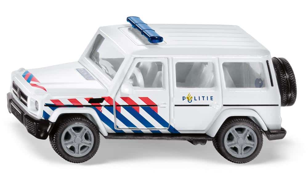 Voiture de police de Mercedes AMG aux couleurs hollandaises