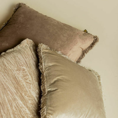 Ptmd coussin nous velours taupe 60 x 60 cm | 4 pièces