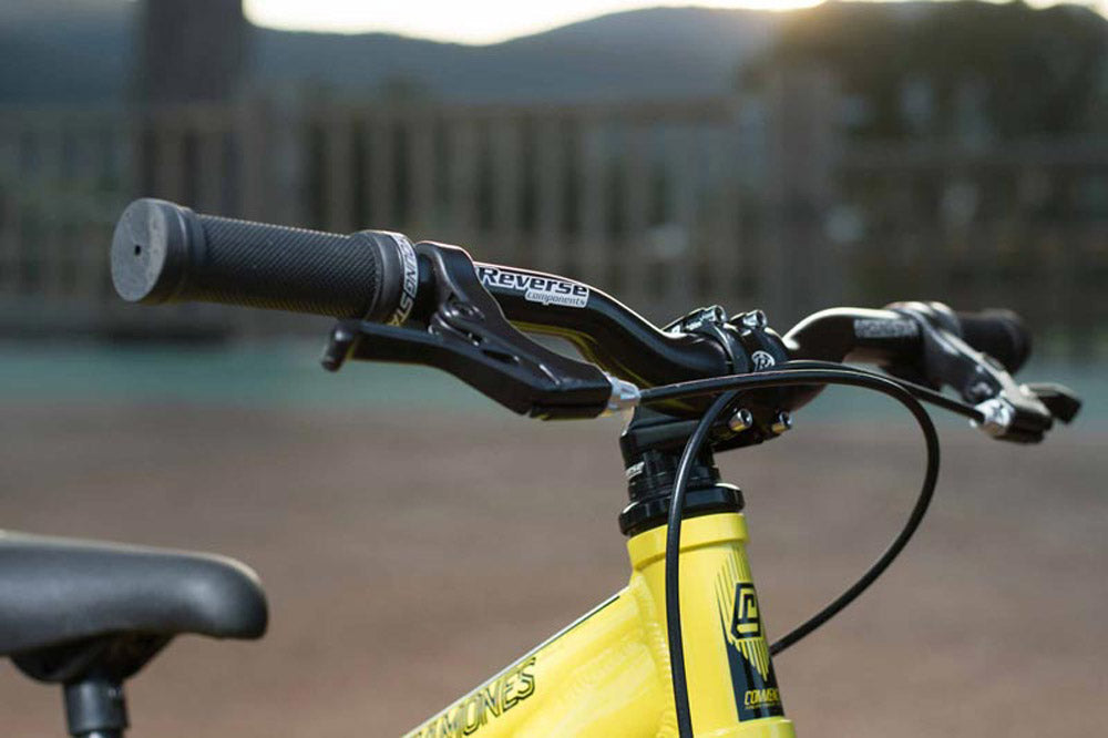 Composants inversés guidon youngstar 560