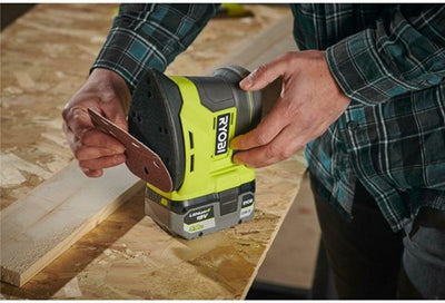 Corps de ponceuse à paume avec batterie Li-ion Ryobi rps18-0 one+ 18v - 100x140mm