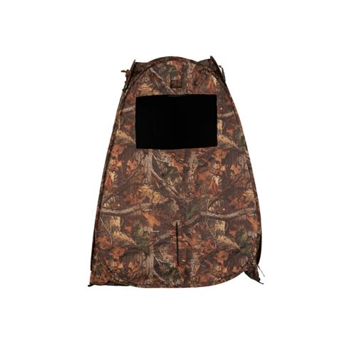 Geet Stealth Steals Gear Shelter un homme masquer