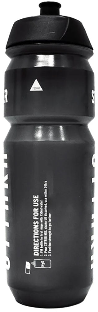 Bouteille d'eau aventure Styrkr 750ml