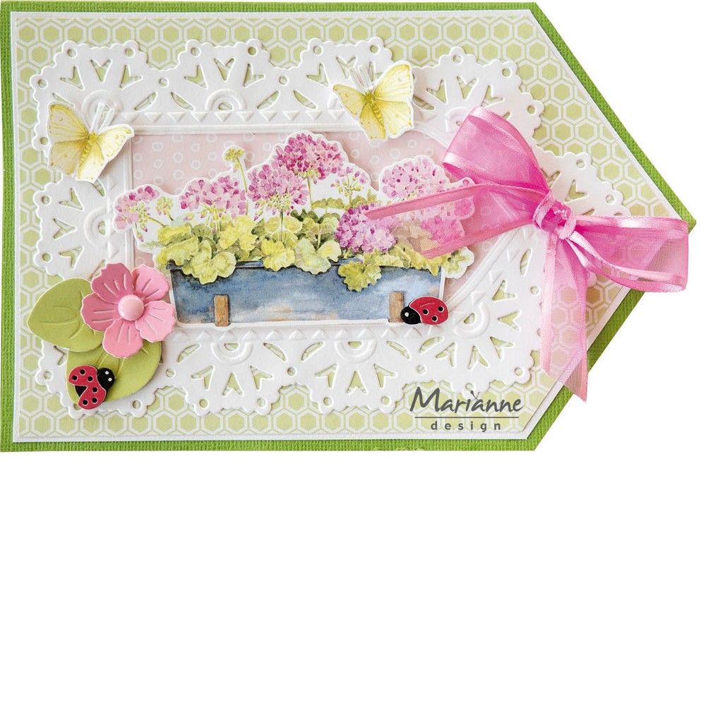Marianne design • découpe les fleurs roses de Mattie