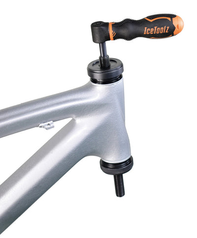 Jeu de direction et boîtier de pédalier Icetoolz xpert, appuyez jusqu'à ø1,1 2", max. 210 mm, e148
