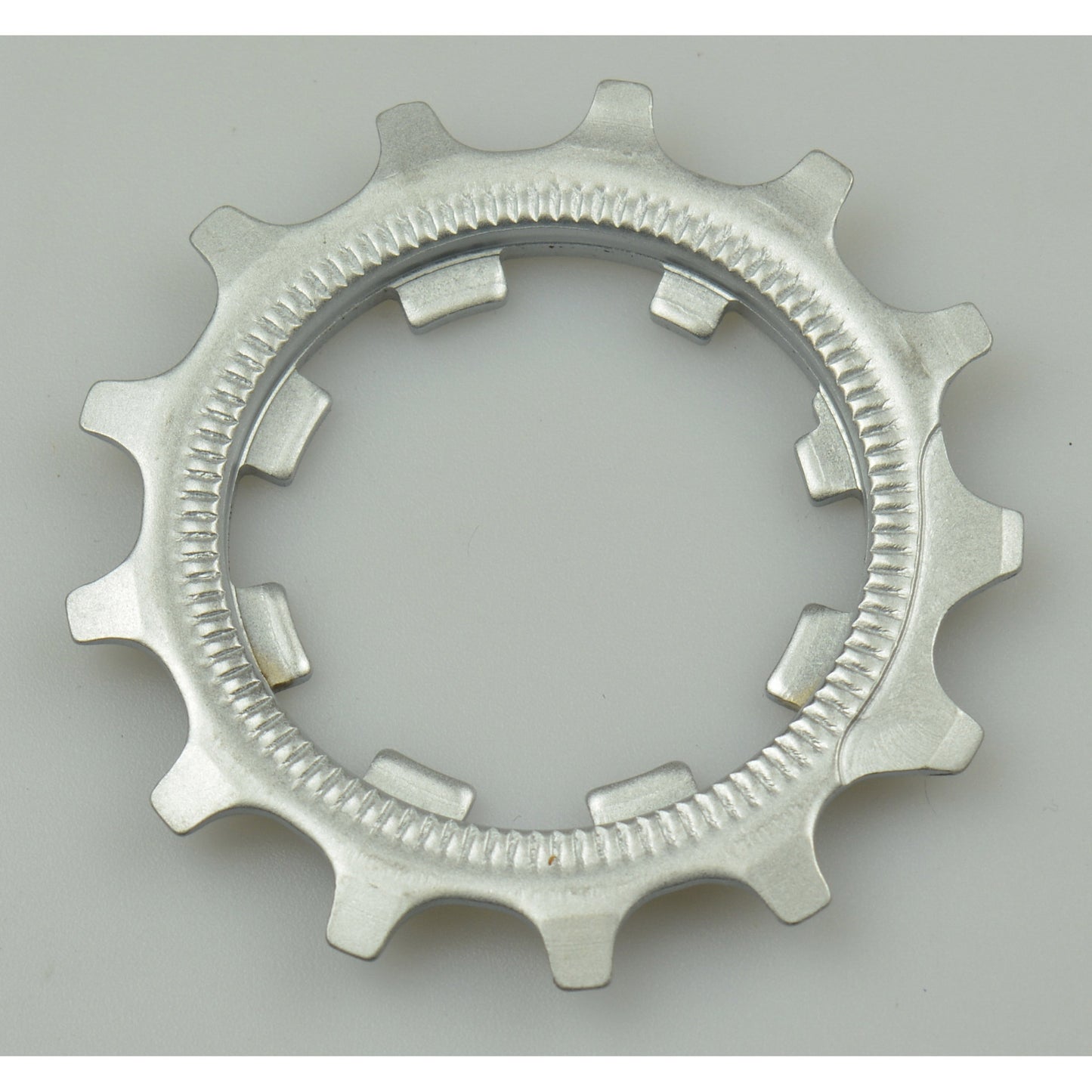RST Couronne avec coffre 13T 11V