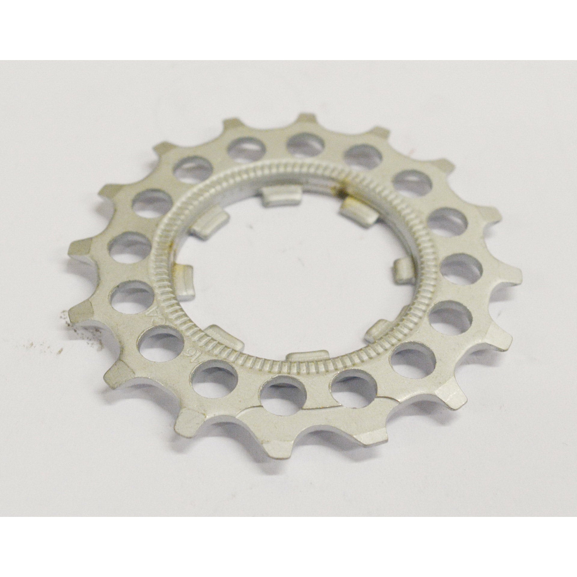 RST Couronne avec poitrine 16T 11V